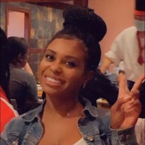 Meet your Posher, Jill 💕❣️